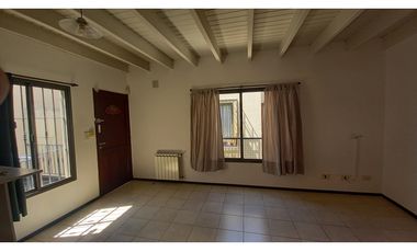 BAJÓ DE PRECIO! DEPARTAMENTO CON COCHERA ZONA ESPAÑOL