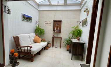 Portal De Oviedo Casa En Venta 4 Habitaciones 2 Niveles 130m2 Floridablanca, Santander (AT)