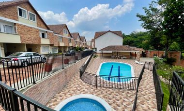 Portal De Oviedo Casa En Venta 4 Habitaciones 2 Niveles 130m2 Floridablanca, Santander (AT)