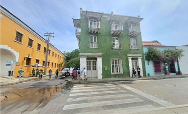 Edificio Getsemani, calle larga