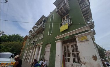 Edificio Getsemani, calle larga