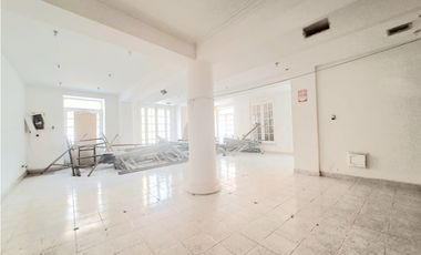 Edificio Getsemani, calle larga