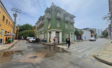 Edificio Getsemani, calle larga