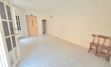 Edificio Getsemani, calle larga