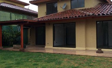 Casa en arriendo en LO BARNECHEA