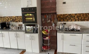 Casa en Venta en LAGO COLBUN !!! Casa nueva de 240 m2 construidos solida con orilla de lago !!!!..