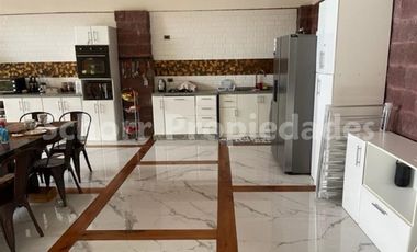 Casa en Venta en LAGO COLBUN !!! Casa nueva de 240 m2 construidos solida con orilla de lago !!!!..