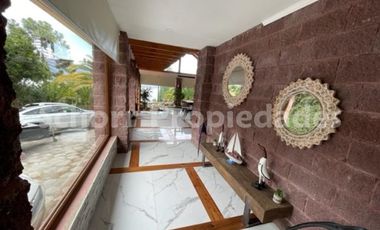 Casa en Venta en LAGO COLBUN !!! Casa nueva de 240 m2 construidos solida con orilla de lago !!!!..