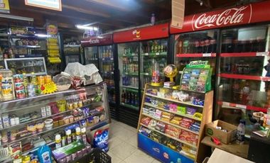 Local Comercial en Venta en calle los mapuches 127