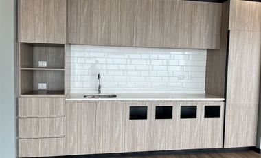 Oficina en Arriendo en Andrés Bello 2425