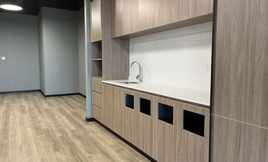 Oficina en Arriendo en Andrés Bello 2425