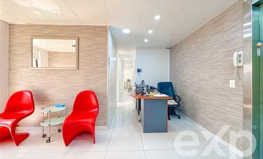 Oficina en Arriendo en Del Inca 4446