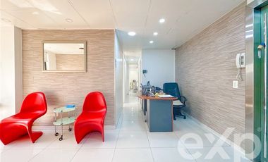 Oficina en Arriendo en Del Inca 4446