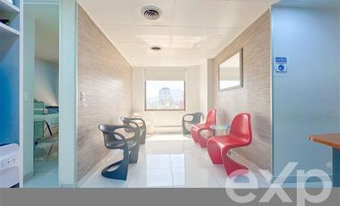 Oficina en Arriendo en Del Inca 4446