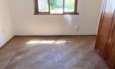 Departamento Tipo Casa en alquiler en Lanus Este