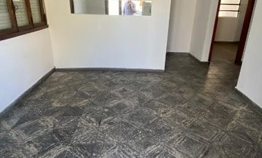 Departamento Tipo Casa en alquiler en Lanus Este