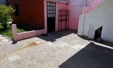Departamento Tipo Casa en alquiler en Lanus Este