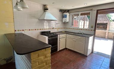 Departamento en venta c/ cochera en Santa Clara del Mar