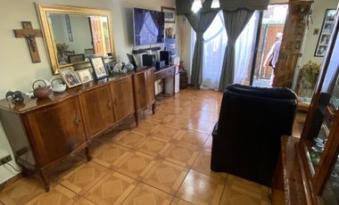 EXCELENTE CASA 6D2B3E CONDELL / JOSÉ MANUEL INFANTE