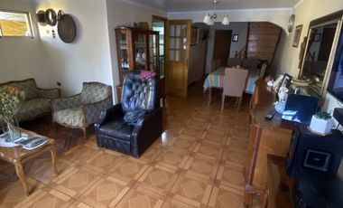 EXCELENTE CASA 6D2B3E CONDELL / JOSÉ MANUEL INFANTE