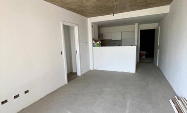 Dpto en VENTA a ESTRENAR - Paddock - 2 dormis + balcón + cochera - J J Paso 7700