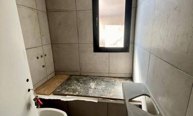 Dpto en VENTA a ESTRENAR - Paddock - 2 dormis + balcón + cochera - J J Paso 7700