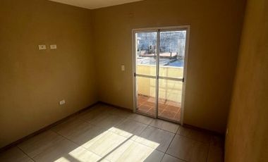 Departamento en alquiler en Ezpeleta Este