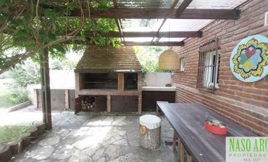 Hermosa propiedad en ventaen Sierra de los Padres. Red de gas natural a metros.