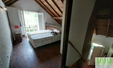 Hermosa propiedad en ventaen Sierra de los Padres. Red de gas natural a metros.