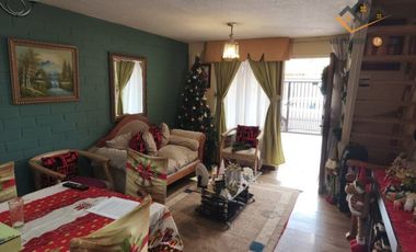 Casa en venta 2 dormitorio/ Villa Anguita