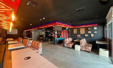 Local de arriendo en Urdesa - Av. Víctor Emilio Estrada – código:16822