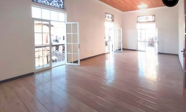 Casa de arriendo en Centro  – código:22185