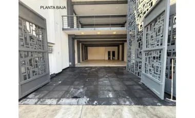 Edificio en renta en Jardines de Santa Monica, Tlalnepantla de Baz, México