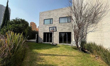 Casa en Venta, privada con seguridad, Interlomas, Hacienda de la luz