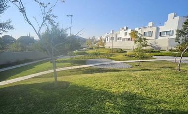 ULTIMO TERRENO EN ESQUINA, PARAJE LAS GRULLAS