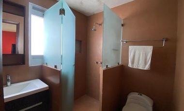 SE VENDE HERMOSA CASA EN LOMAS ESTRELLA