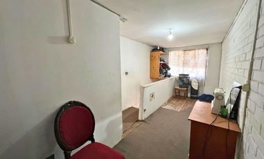 VENTA AMPLIA CASA 3D2B CON DEPTO INTERIOR EN LA GRANJA