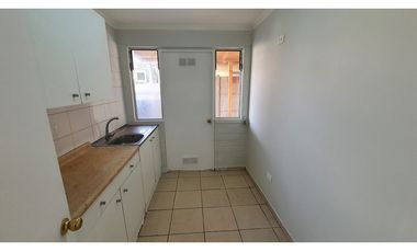 Arriendo casa 3D 2B 2E en Condominio Portal de Calle Larga