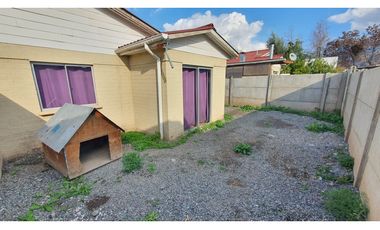 Arriendo casa 3D 2B 2E en Condominio Portal de Calle Larga