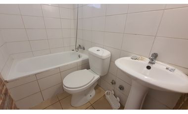 Arriendo casa 3D 2B 2E en Condominio Portal de Calle Larga