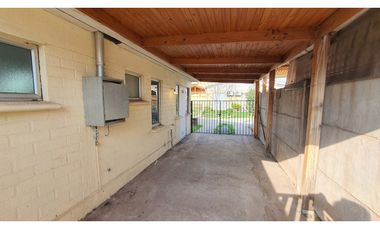 Arriendo casa 3D 2B 2E en Condominio Portal de Calle Larga