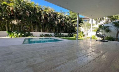 CASA EN VENTA EN EL YUCATÁN COUNTRY CLUB, 773 m XTACAY 42