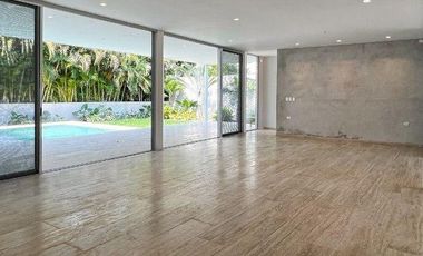 CASA EN VENTA EN EL YUCATÁN COUNTRY CLUB, 773 m XTACAY 42