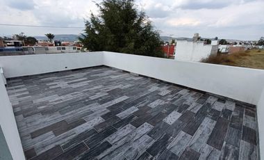 Casa en venta con tres recamaras y terraza en Tlaxcala