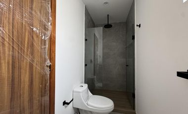 CASA CON HAB EN PB EN VENTA EN LOMAS DEL DORADO