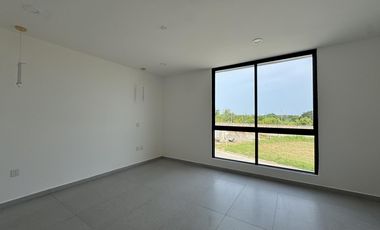 CASA CON HAB EN PB EN VENTA EN LOMAS DEL DORADO