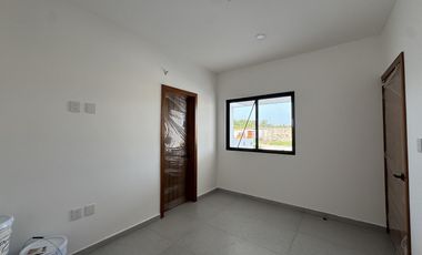 CASA CON HAB EN PB EN VENTA EN LOMAS DEL DORADO