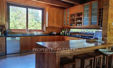 Espectacular casa a orillas del Lago Panguipulli