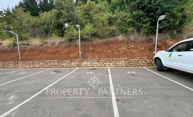 Lindo departamento en exclusivo condominio frente al lago