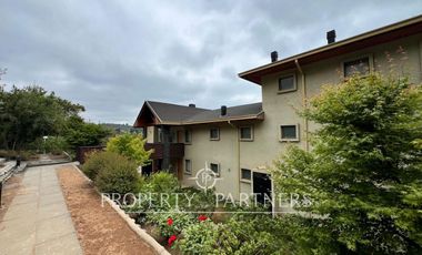 Lindo departamento en exclusivo condominio frente al lago